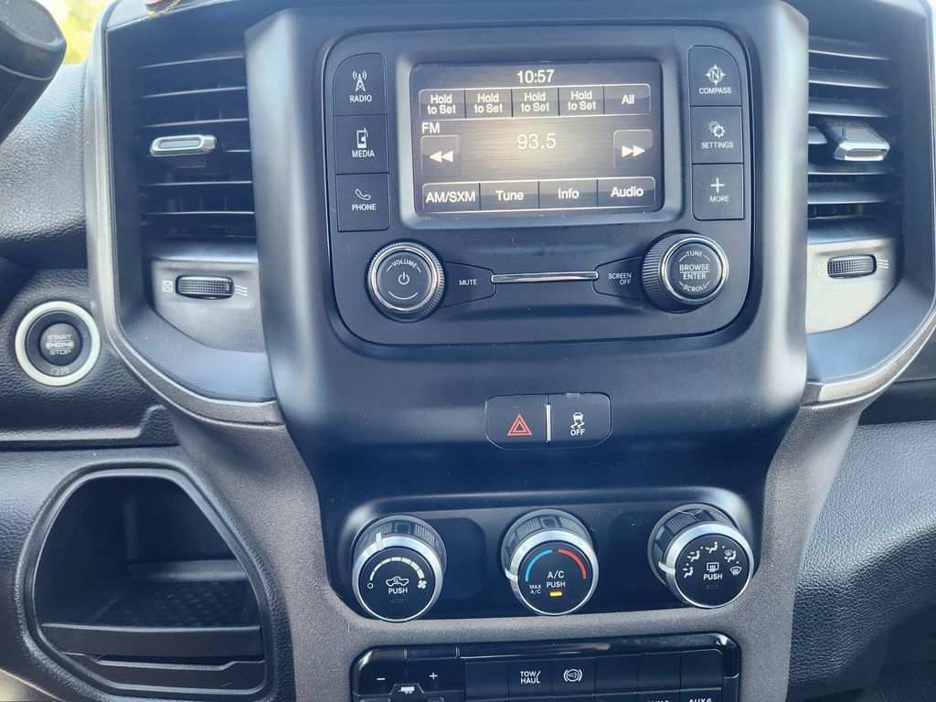 Used 2022 RAM 5500 Tradesman w/ Max Tow Package AWD/4WD image 19