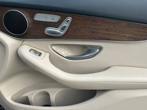 Certified 2022 Mercedes-Benz GLC 300 GLC 300 image 32