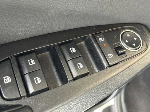 Used 2025 Kia Seltos EX w/ EX Sunroof Package FWD image 12