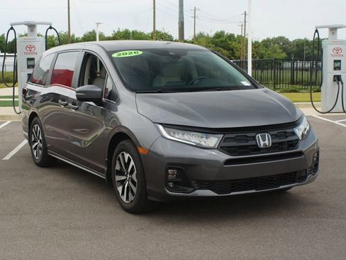 Used 2026 Honda Odyssey EX-L image 2