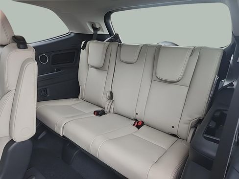 Used 2026 Subaru Ascent Limited w/ Popular Package #2 image 11