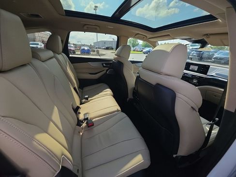 Certified 2026 Acura MDX FWD w/ Technology Package image 30
