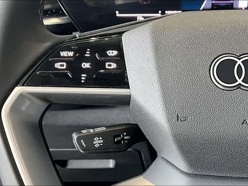 Used 2025 Audi Q5 Premium Plus w/ Premium Plus AWD/4WD image 11