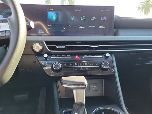 Used 2025 Hyundai Sonata SE image 13