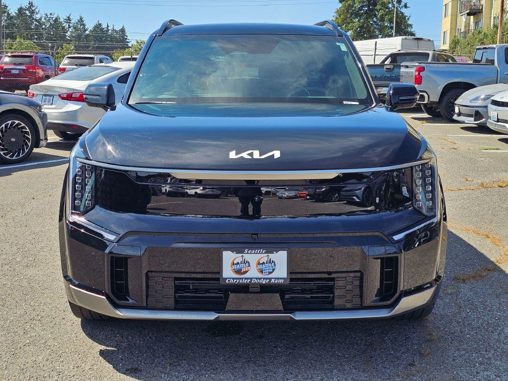Used 2024 Kia EV9 GT-Line AWD/4WD image 2