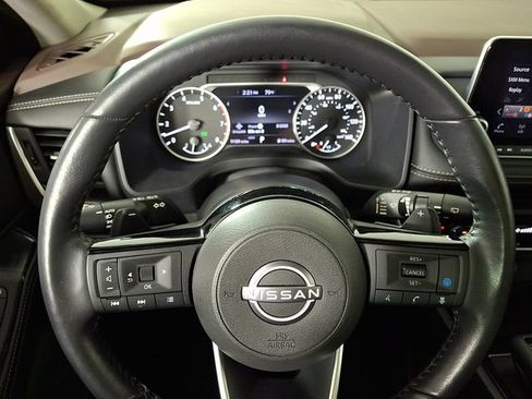 Used 2023 Nissan Rogue SV w/ SV Premium B Package AWD/4WD image 19