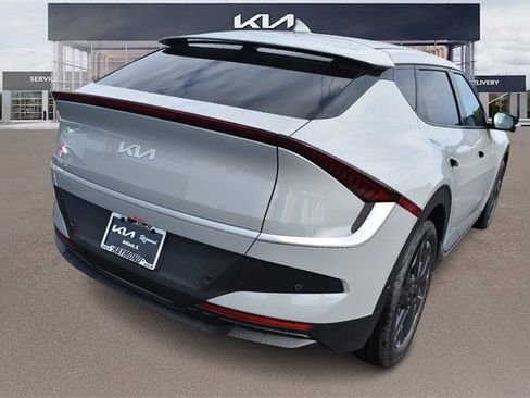New 2025 Kia EV6 Light w/ Light LR Technology Package image 3