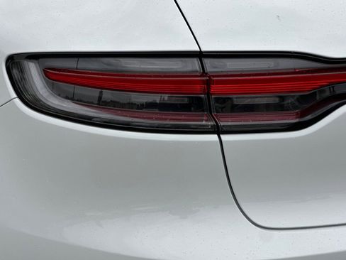 Used 2023 Porsche Macan S image 28