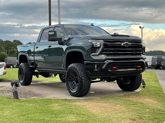 Used 2025 Chevrolet Silverado 2500 LTZ w/ Trail Boss Package AWD/4WD video 1