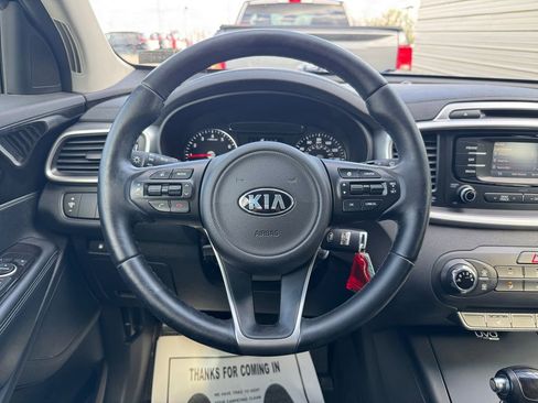 Used 2016 Kia Sorento LX w/ LX Convenience Package AWD/4WD image 15