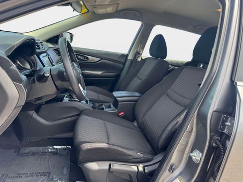 Used 2020 Nissan Rogue S FWD image 13