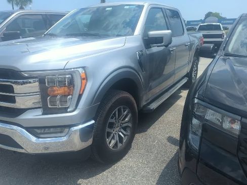 Used 2021 Ford F150 Lariat w/ Trailer Tow Package AWD/4WD image 7
