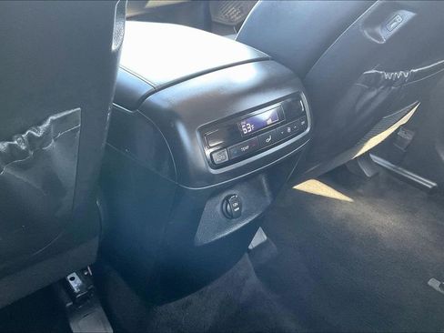 Used 2025 Hyundai Palisade SEL AWD/4WD image 25
