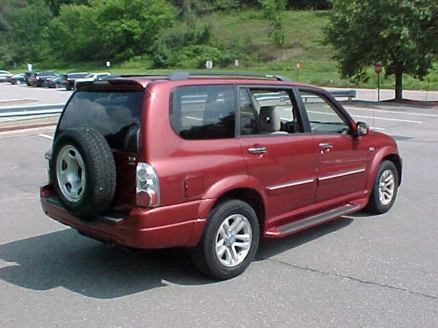 Used 2005 Suzuki XL7 4WD image 5