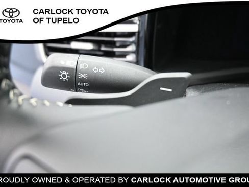 Used 2026 Toyota Camry SE FWD image 24