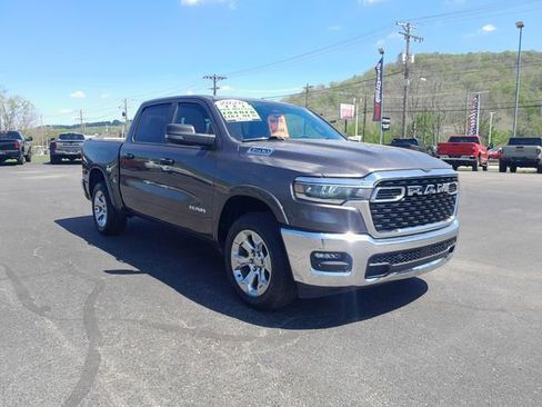 Used 2026 RAM 1500 Big Horn AWD/4WD image 2