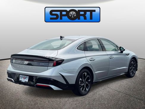 Used 2025 Hyundai Sonata SEL FWD image 26