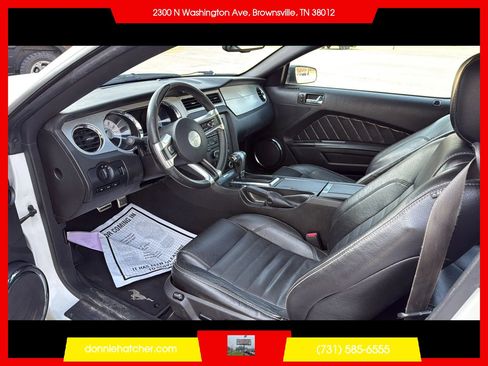 Used 2010 Ford Mustang Coupe 2D image 9