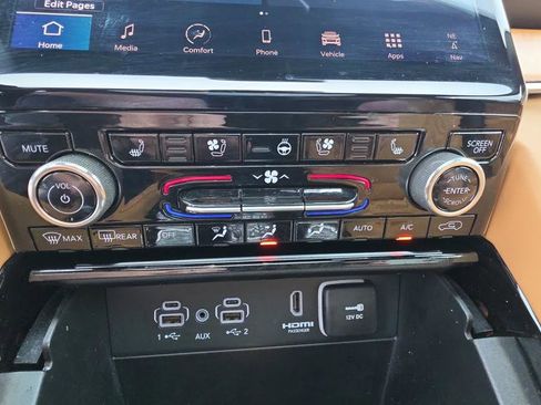 Used 2025 Jeep Grand Cherokee L Summit AWD/4WD image 24