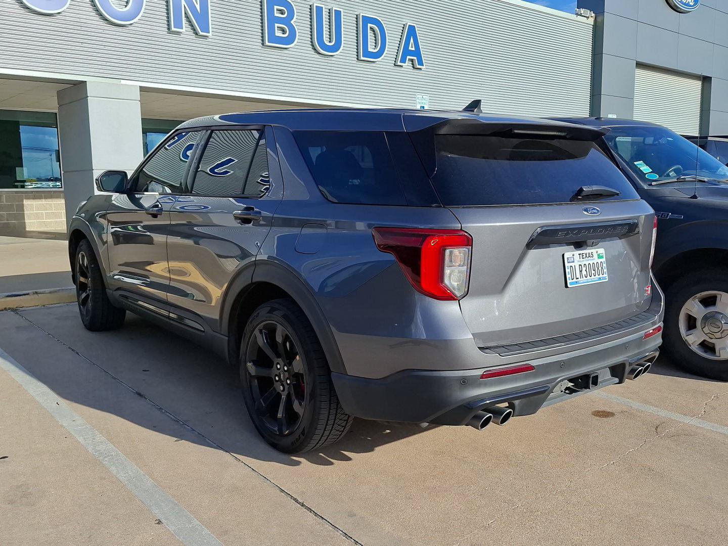 Used 2022 Ford Explorer ST w/ ST Street Pack RWD image 10