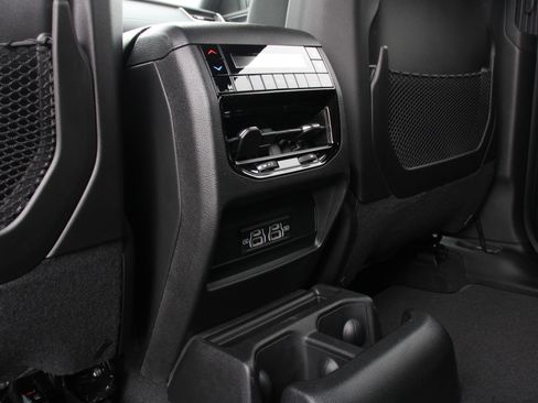 New 2025 Jeep Grand Cherokee L Laredo image 23