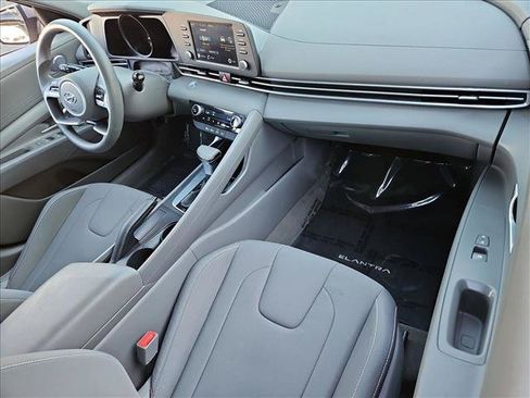 Used 2023 Hyundai Elantra SEL FWD image 20