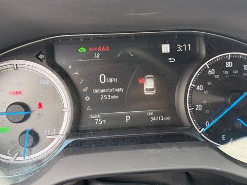 Used 2021 Toyota Venza Limited w/ Advanced Technology Package AWD/4WD image 17