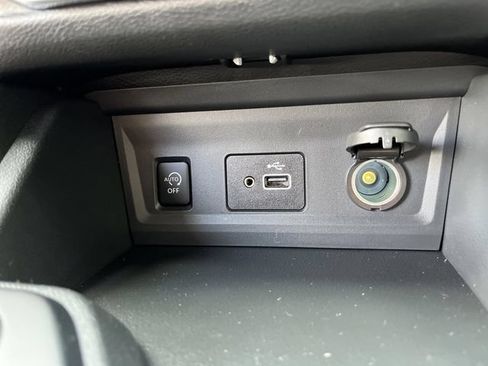 Used 2025 Nissan Sentra S FWD image 21