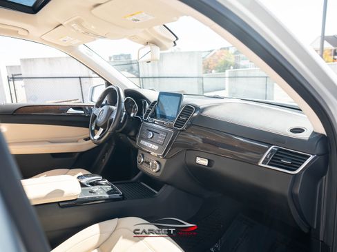 Used 2018 Mercedes-Benz GLS 450 4MATIC w/ Premium Package image 15
