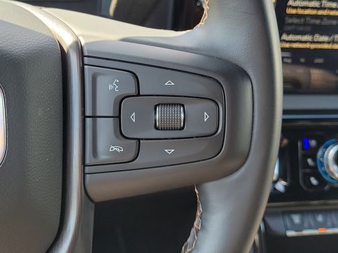 Used 2025 GMC Sierra 2500 AT4 w/ AT4 Premium Plus Package AWD/4WD image 26
