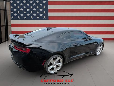 Used 2016 Chevrolet Camaro SS RWD image 7