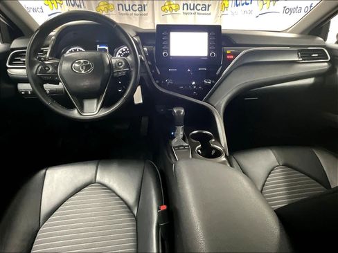 Used 2024 Toyota Camry SE image 21
