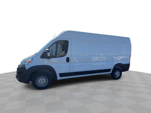 Used 2024 RAM ProMaster 2500 w/ Convenience Group FWD image 5