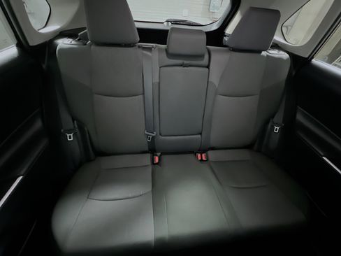 Used 2025 Toyota RAV4 XLE image 33