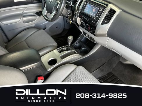 Used 2014 Toyota Tacoma 4x4 Double Cab w/ TRD Off-Road Package image 17