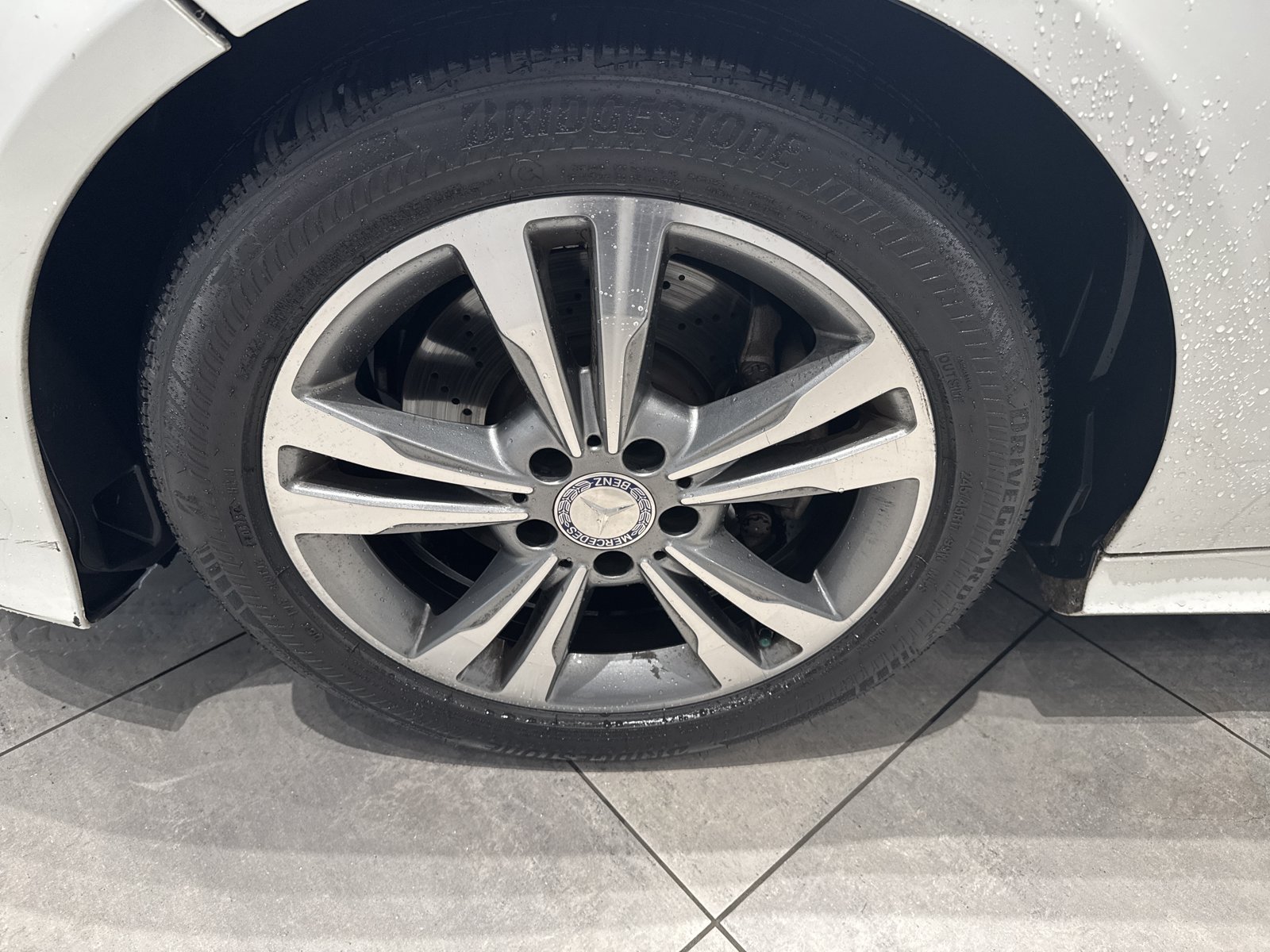 Used 2014 Mercedes-Benz E 250 BlueTEC Sedan image 9