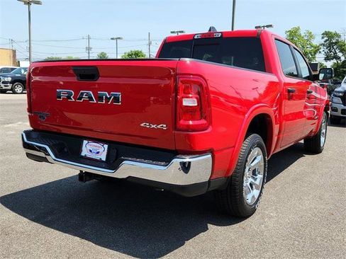 New 2025 RAM 1500 Big Horn AWD/4WD image 3