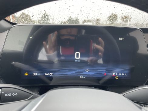 Certified 2026 Chevrolet Equinox LT w/ Convenience Package II image 11