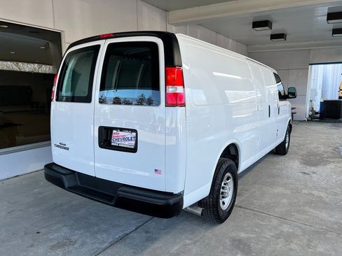 Used 2022 Chevrolet Express 2500 Extended w/ Driver Convenience Package image 7