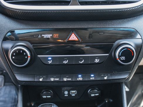 Used 2019 Hyundai Tucson Value FWD image 18