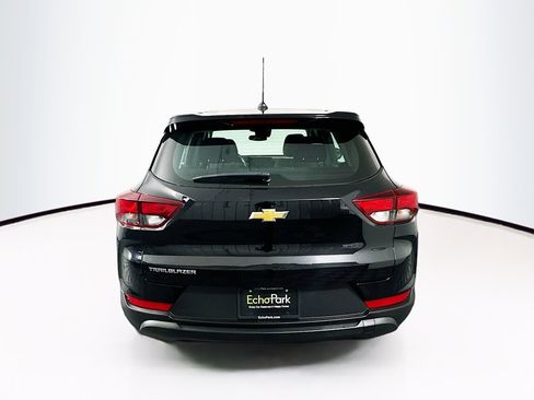 Used 2024 Chevrolet TrailBlazer LS image 7