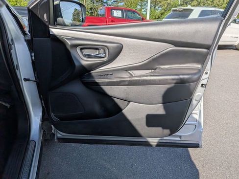 Used 2020 Nissan Murano SV w/ Cargo Package AWD/4WD image 31