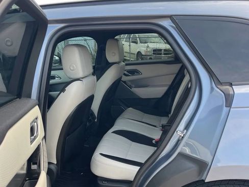 Used 2018 Land Rover Range Rover Velar R-Dynamic SE AWD/4WD image 7