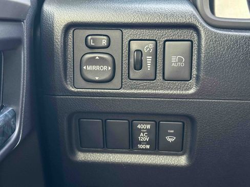 Used 2023 Toyota 4Runner SR5 Premium w/ Moonroof Package AWD/4WD image 39