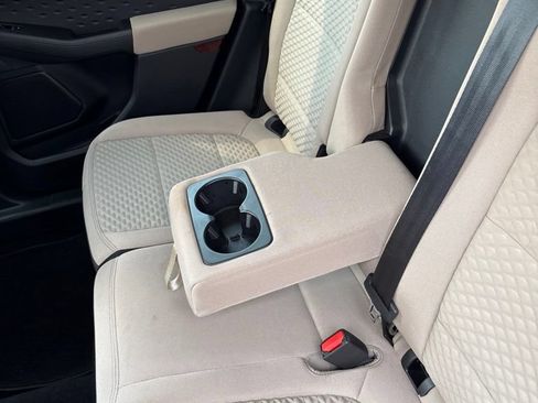 Used 2020 Ford Escape SE AWD/4WD image 29