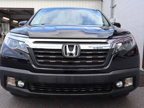 Used 2017 Honda Ridgeline RTL image 2