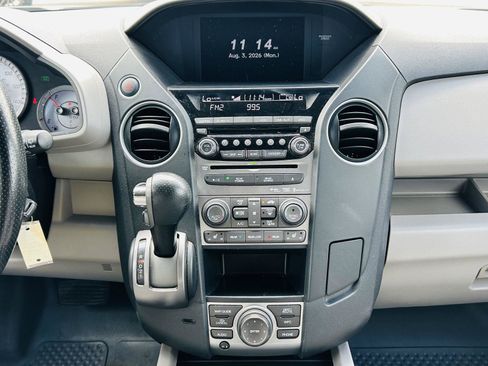 Used 2015 Honda Pilot Touring image 18