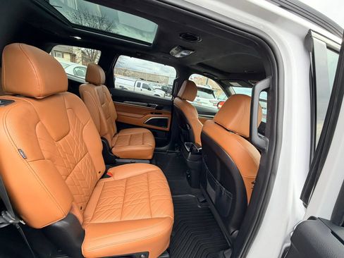 Used 2025 Kia Telluride SX Prestige X-Line image 34