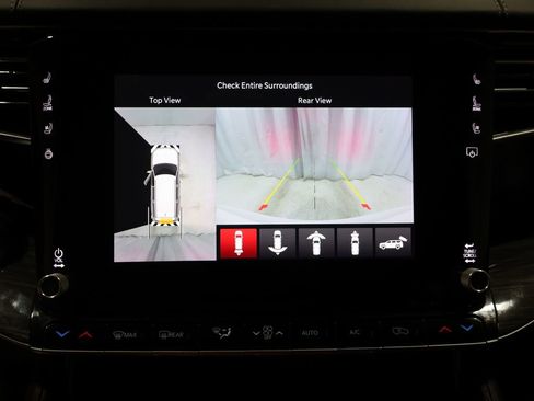 Used 2022 Jeep Wagoneer Series III w/ Premium Group I image 32