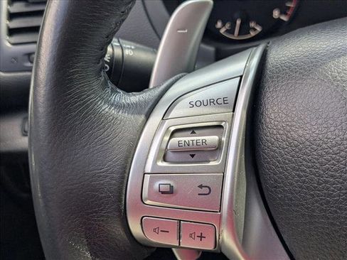Used 2017 Nissan Altima 2.5 SR FWD image 10